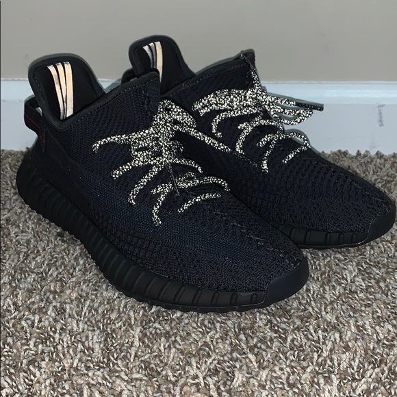 yeezy 35 black